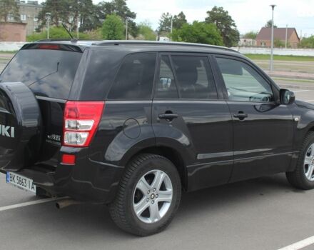 Черный Сузуки Гранд Витара, объемом двигателя 2 л и пробегом 180 тыс. км за 7499 $, фото 4 на Automoto.ua