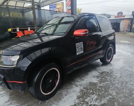 Сузуки Гранд Витара 2011 в Киеве на Automoto.ua Черный Сузуки Гранд Витара, объемом двигателя 2.4 л и пробегом 137 тыс. км за 12000 $, фото 1 на Automoto.ua