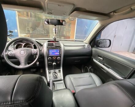 Черный Сузуки Гранд Витара, объемом двигателя 2 л и пробегом 260 тыс. км за 7900 $, фото 6 на Automoto.ua