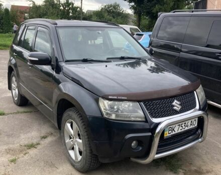 Чорний Сузукі Гранд Вітара, об'ємом двигуна 2.4 л та пробігом 270 тис. км за 7000 $, фото 1 на Automoto.ua