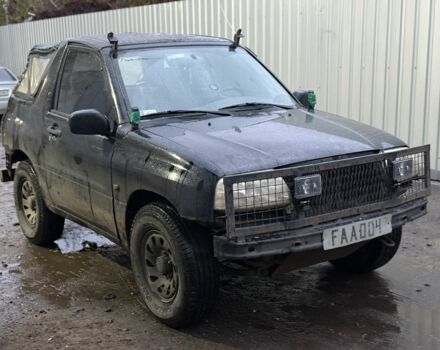 Чорний Сузукі Гранд Вітара, об'ємом двигуна 0 л та пробігом 200 тис. км за 1500 $, фото 3 на Automoto.ua