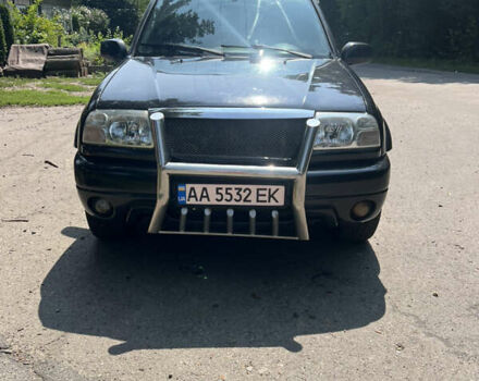Чорний Сузукі Гранд Вітара, об'ємом двигуна 2 л та пробігом 238 тис. км за 5900 $, фото 2 на Automoto.ua