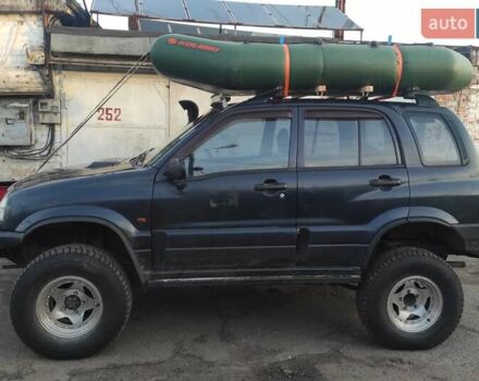 Черный Сузуки Гранд Витара, объемом двигателя 2 л и пробегом 270 тыс. км за 7500 $, фото 3 на Automoto.ua