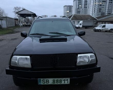 Черный Сузуки Гранд Витара, объемом двигателя 2 л и пробегом 283 тыс. км за 2500 $, фото 2 на Automoto.ua