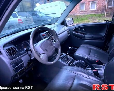 Черный Сузуки Гранд Витара, объемом двигателя 2 л и пробегом 281 тыс. км за 2500 $, фото 6 на Automoto.ua