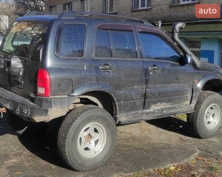 Черный Сузуки Гранд Витара, объемом двигателя 2 л и пробегом 270 тыс. км за 7500 $, фото 2 на Automoto.ua