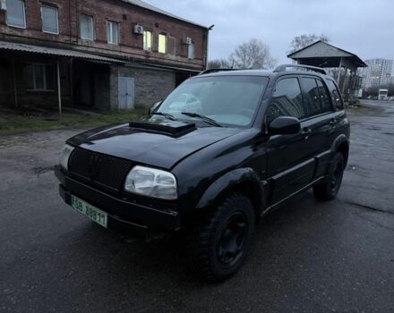 Черный Сузуки Гранд Витара, объемом двигателя 2 л и пробегом 283 тыс. км за 2500 $, фото 3 на Automoto.ua