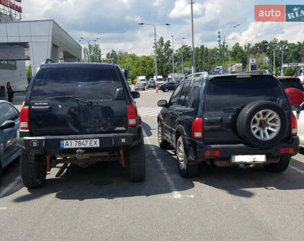 Черный Сузуки Гранд Витара, объемом двигателя 2 л и пробегом 270 тыс. км за 7500 $, фото 5 на Automoto.ua