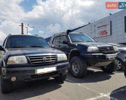 Черный Сузуки Гранд Витара, объемом двигателя 2 л и пробегом 270 тыс. км за 7500 $, фото 6 на Automoto.ua