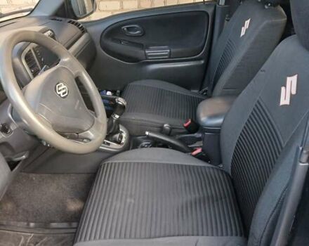 Чорний Сузукі Гранд Вітара, об'ємом двигуна 2 л та пробігом 227 тис. км за 5600 $, фото 7 на Automoto.ua