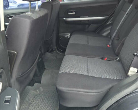 Чорний Сузукі Гранд Вітара, об'ємом двигуна 2 л та пробігом 240 тис. км за 5999 $, фото 9 на Automoto.ua