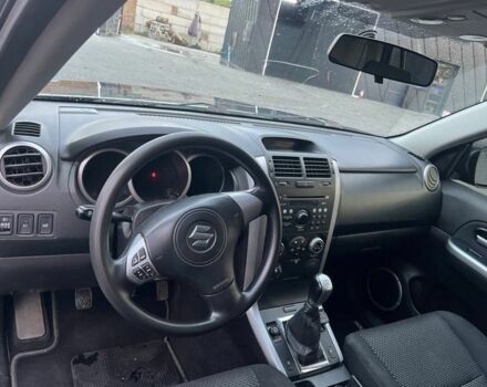 Черный Сузуки Гранд Витара, объемом двигателя 2 л и пробегом 157 тыс. км за 7300 $, фото 13 на Automoto.ua