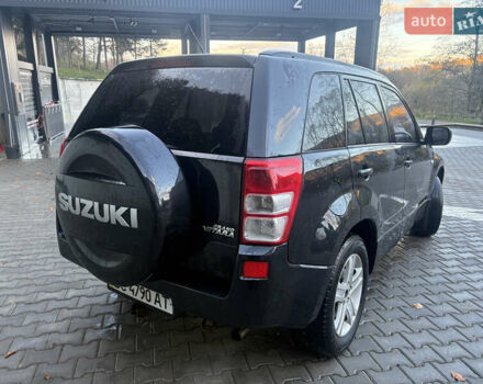 Чорний Сузукі Гранд Вітара, об'ємом двигуна 2 л та пробігом 293 тис. км за 5498 $, фото 5 на Automoto.ua