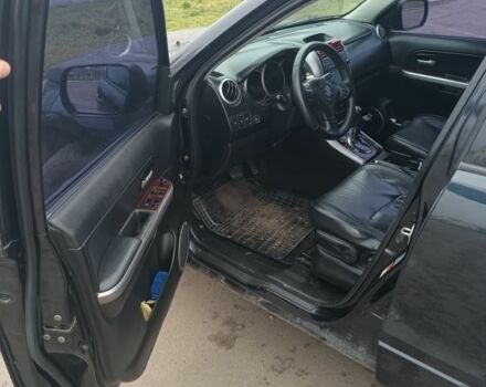 Черный Сузуки Гранд Витара, объемом двигателя 2 л и пробегом 281 тыс. км за 8100 $, фото 4 на Automoto.ua