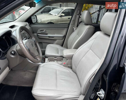 Черный Сузуки Гранд Витара, объемом двигателя 2.7 л и пробегом 170 тыс. км за 7999 $, фото 7 на Automoto.ua