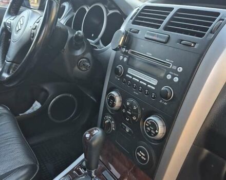 Чорний Сузукі Гранд Вітара, об'ємом двигуна 2 л та пробігом 109 тис. км за 9600 $, фото 11 на Automoto.ua