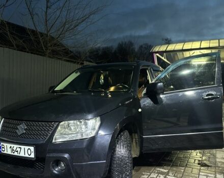 Чорний Сузукі Гранд Вітара, об'ємом двигуна 2 л та пробігом 300 тис. км за 6599 $, фото 3 на Automoto.ua