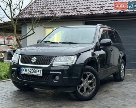 Чорний Сузукі Гранд Вітара, об'ємом двигуна 2 л та пробігом 230 тис. км за 7300 $, фото 4 на Automoto.ua