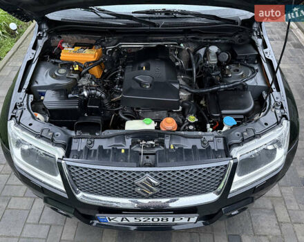 Чорний Сузукі Гранд Вітара, об'ємом двигуна 2 л та пробігом 230 тис. км за 7300 $, фото 72 на Automoto.ua