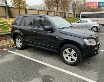 Чорний Сузукі Гранд Вітара, об'ємом двигуна 2 л та пробігом 274 тис. км за 7200 $, фото 41 на Automoto.ua