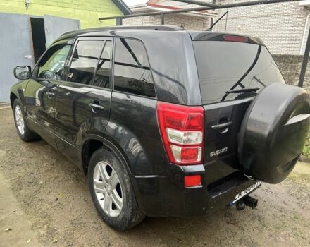 Черный Сузуки Гранд Витара, объемом двигателя 2 л и пробегом 261 тыс. км за 5600 $, фото 3 на Automoto.ua