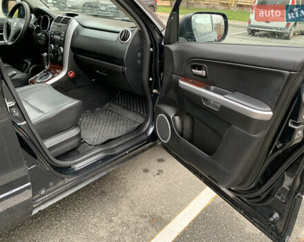 Чорний Сузукі Гранд Вітара, об'ємом двигуна 2 л та пробігом 274 тис. км за 7200 $, фото 11 на Automoto.ua