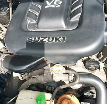 Черный Сузуки Гранд Витара, объемом двигателя 2.7 л и пробегом 219 тыс. км за 8400 $, фото 12 на Automoto.ua