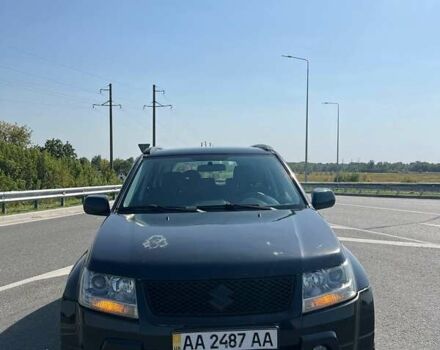 Чорний Сузукі Гранд Вітара, об'ємом двигуна 2 л та пробігом 235 тис. км за 5200 $, фото 2 на Automoto.ua