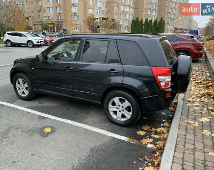 Чорний Сузукі Гранд Вітара, об'ємом двигуна 2 л та пробігом 274 тис. км за 7200 $, фото 27 на Automoto.ua