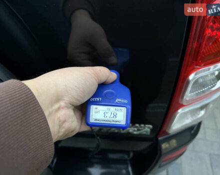 Чорний Сузукі Гранд Вітара, об'ємом двигуна 2 л та пробігом 230 тис. км за 7300 $, фото 99 на Automoto.ua