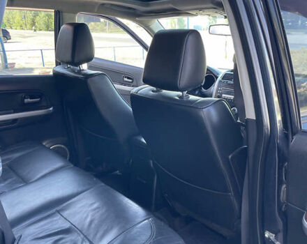 Чорний Сузукі Гранд Вітара, об'ємом двигуна 2 л та пробігом 285 тис. км за 6600 $, фото 13 на Automoto.ua