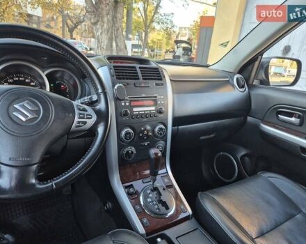Чорний Сузукі Гранд Вітара, об'ємом двигуна 2 л та пробігом 109 тис. км за 9600 $, фото 15 на Automoto.ua