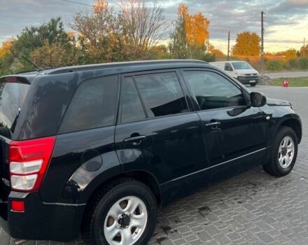 Черный Сузуки Гранд Витара, объемом двигателя 2 л и пробегом 157 тыс. км за 7300 $, фото 3 на Automoto.ua