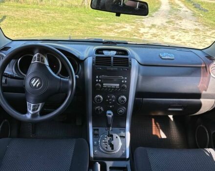 Чорний Сузукі Гранд Вітара, об'ємом двигуна 2 л та пробігом 285 тис. км за 6800 $, фото 5 на Automoto.ua