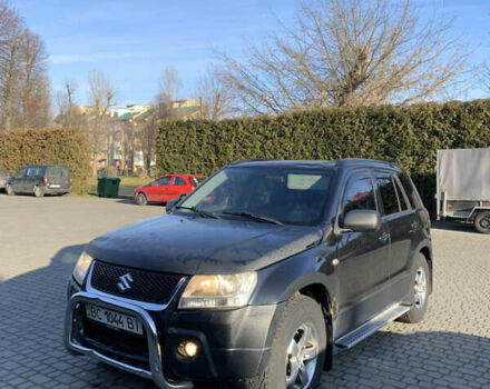Черный Сузуки Гранд Витара, объемом двигателя 2 л и пробегом 280 тыс. км за 4550 $, фото 1 на Automoto.ua