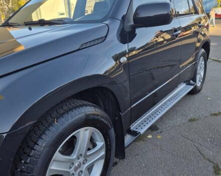 Чорний Сузукі Гранд Вітара, об'ємом двигуна 2 л та пробігом 109 тис. км за 9600 $, фото 5 на Automoto.ua