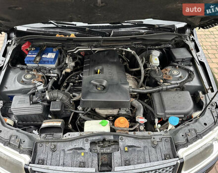 Черный Сузуки Гранд Витара, объемом двигателя 2 л и пробегом 190 тыс. км за 9000 $, фото 7 на Automoto.ua