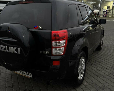 Чорний Сузукі Гранд Вітара, об'ємом двигуна 2 л та пробігом 87 тис. км за 8000 $, фото 4 на Automoto.ua