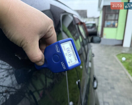 Чорний Сузукі Гранд Вітара, об'ємом двигуна 2 л та пробігом 230 тис. км за 7300 $, фото 100 на Automoto.ua