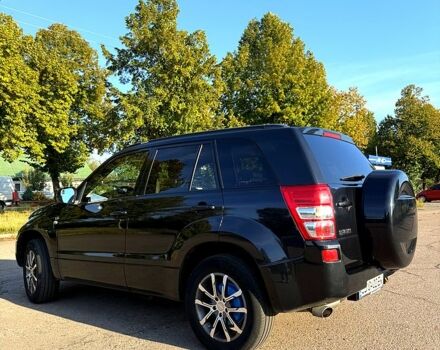 Черный Сузуки Гранд Витара, объемом двигателя 2.7 л и пробегом 249 тыс. км за 8800 $, фото 1 на Automoto.ua
