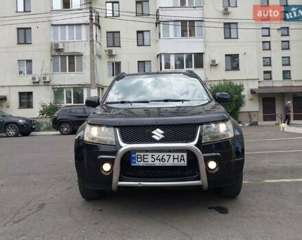 Чорний Сузукі Гранд Вітара, об'ємом двигуна 2 л та пробігом 240 тис. км за 6200 $, фото 2 на Automoto.ua