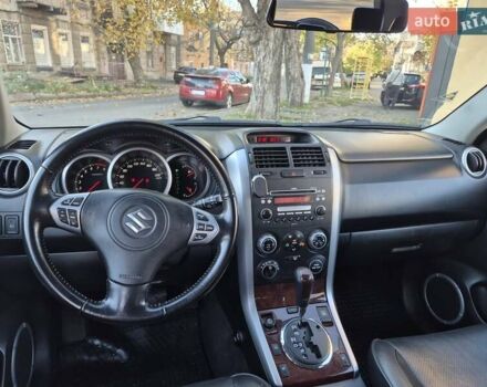 Чорний Сузукі Гранд Вітара, об'ємом двигуна 2 л та пробігом 109 тис. км за 9600 $, фото 16 на Automoto.ua