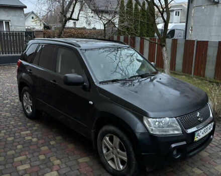 Чорний Сузукі Гранд Вітара, об'ємом двигуна 0 л та пробігом 300 тис. км за 5500 $, фото 4 на Automoto.ua