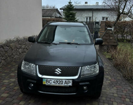 Чорний Сузукі Гранд Вітара, об'ємом двигуна 0 л та пробігом 300 тис. км за 5500 $, фото 1 на Automoto.ua