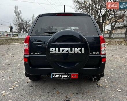Черный Сузуки Гранд Витара, объемом двигателя 2 л и пробегом 238 тыс. км за 8790 $, фото 5 на Automoto.ua