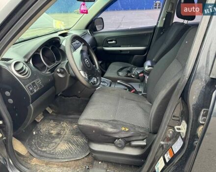 Черный Сузуки Гранд Витара, объемом двигателя 2 л и пробегом 190 тыс. км за 5999 $, фото 23 на Automoto.ua