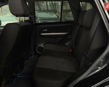 Черный Сузуки Гранд Витара, объемом двигателя 2 л и пробегом 220 тыс. км за 6500 $, фото 10 на Automoto.ua