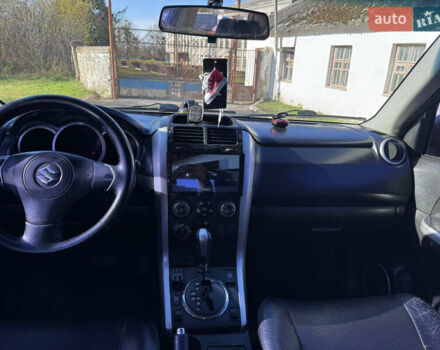 Черный Сузуки Гранд Витара, объемом двигателя 2 л и пробегом 230 тыс. км за 6800 $, фото 10 на Automoto.ua