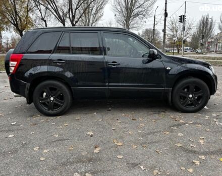 Чорний Сузукі Гранд Вітара, об'ємом двигуна 2 л та пробігом 238 тис. км за 8790 $, фото 7 на Automoto.ua