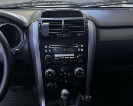 Черный Сузуки Гранд Витара, объемом двигателя 2 л и пробегом 211 тыс. км за 7499 $, фото 10 на Automoto.ua